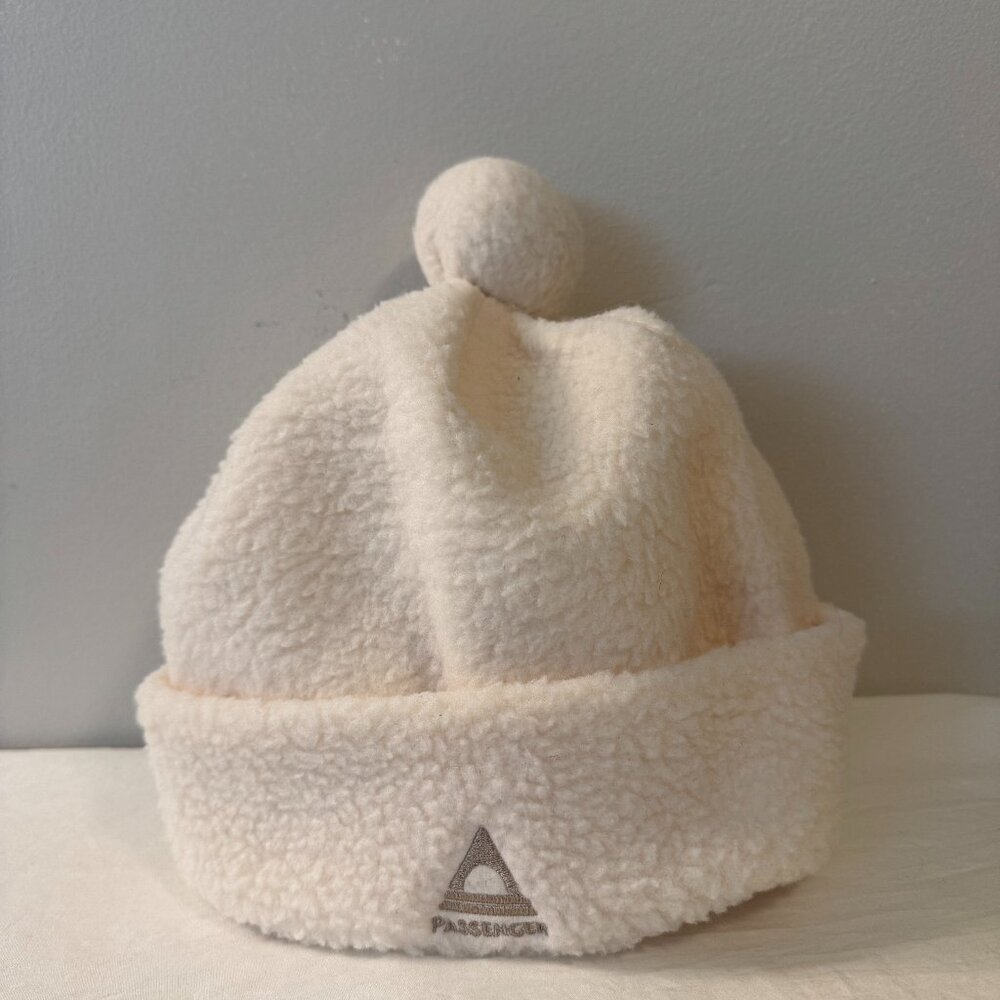 Passenger Bobble Hat